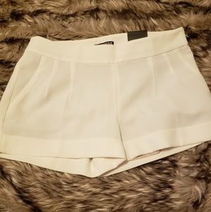 Express Shorts